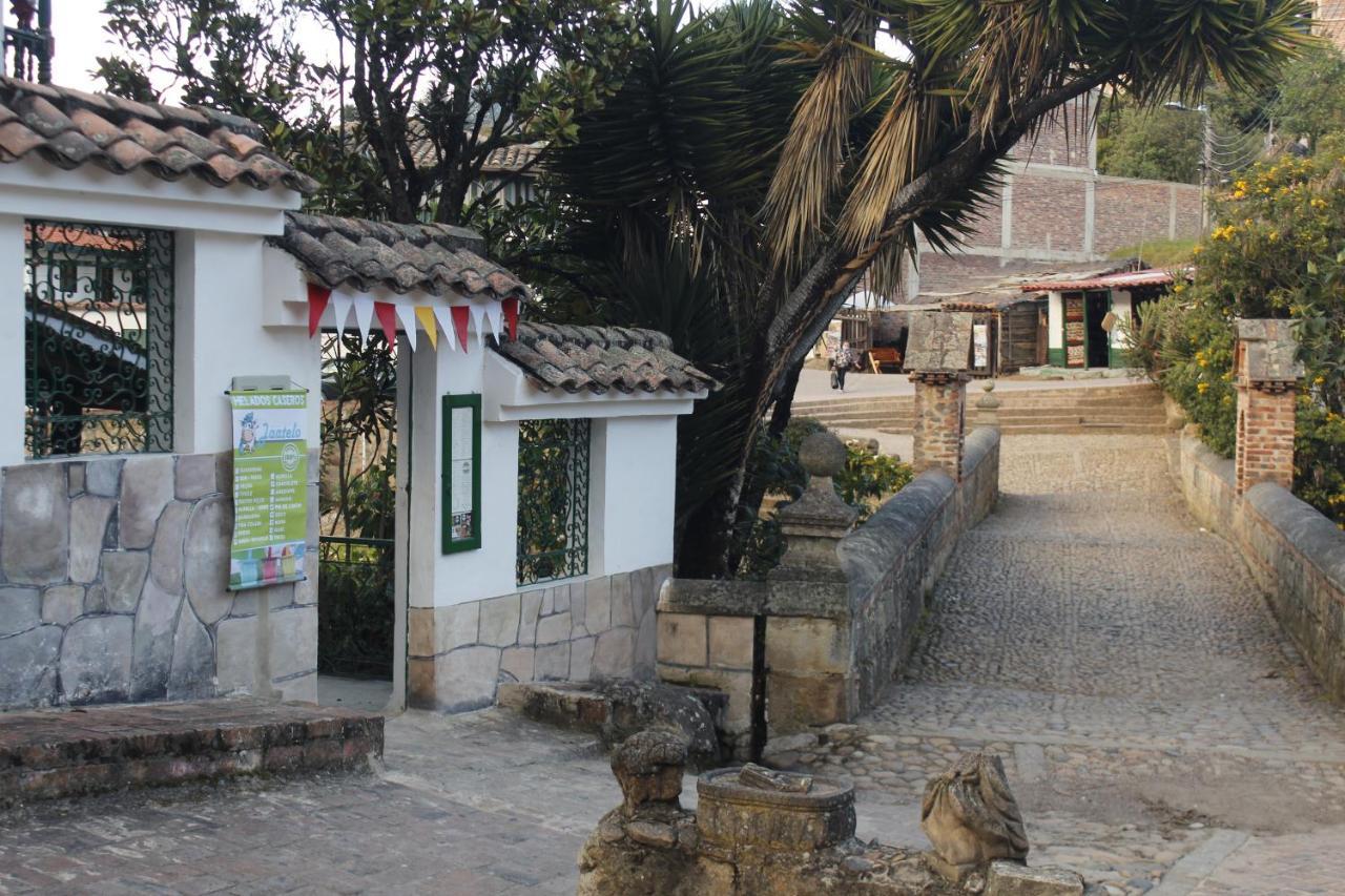 Hotel Calicanto Real Cafe Museo Mongui Ngoại thất bức ảnh